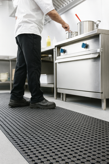 Slip-Not Drainable Ring Anti-Fatigue Mat – NR/SBR Rubber, 10 mm