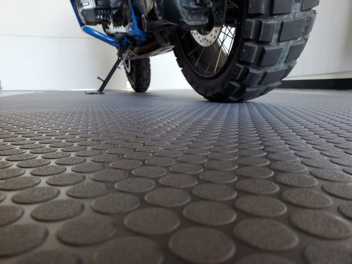 Round Dot PVC Rubber Flooring – Heavy-Duty Non-Slip Flooring for Garages & Industrial Spaces